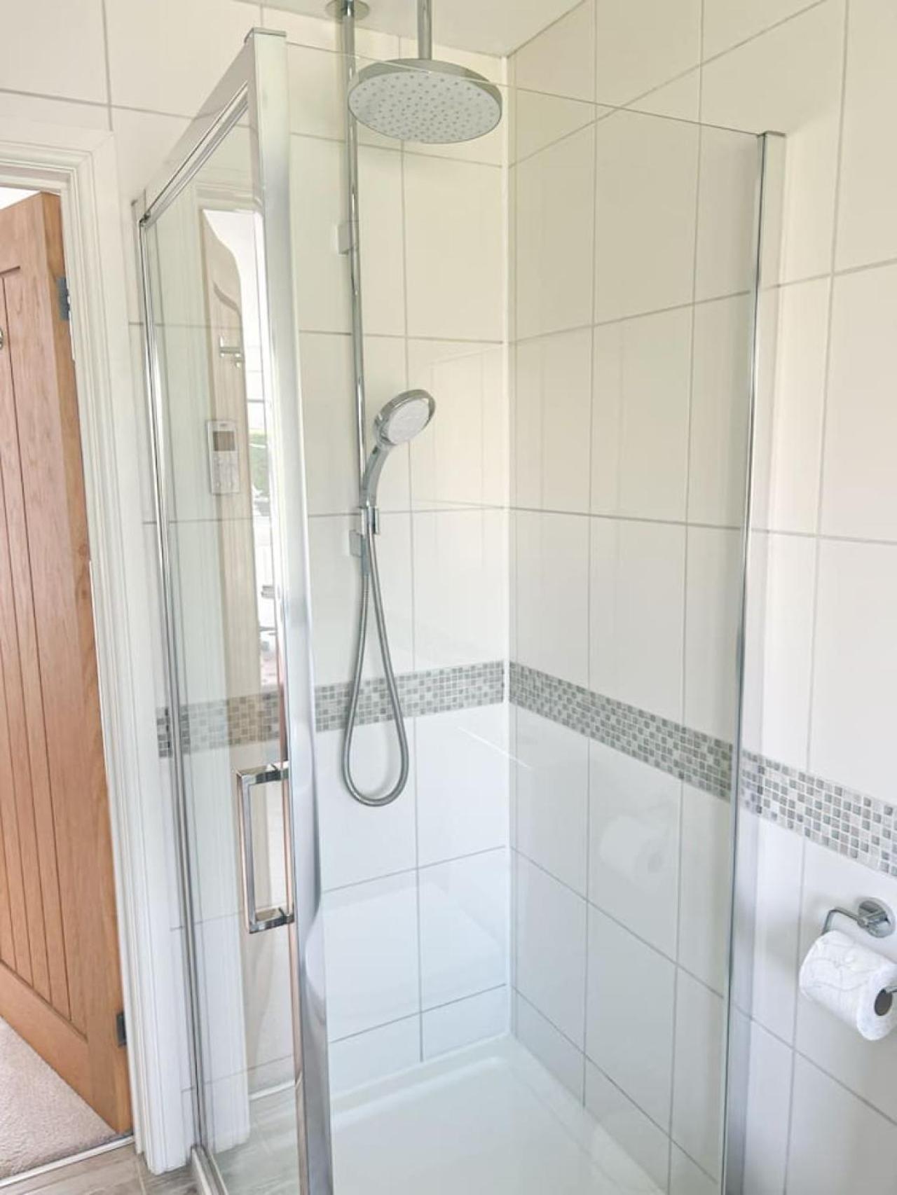 Villa Luxe 5 Bed House In Guildford. Morden Amenities Normandy Exterior foto